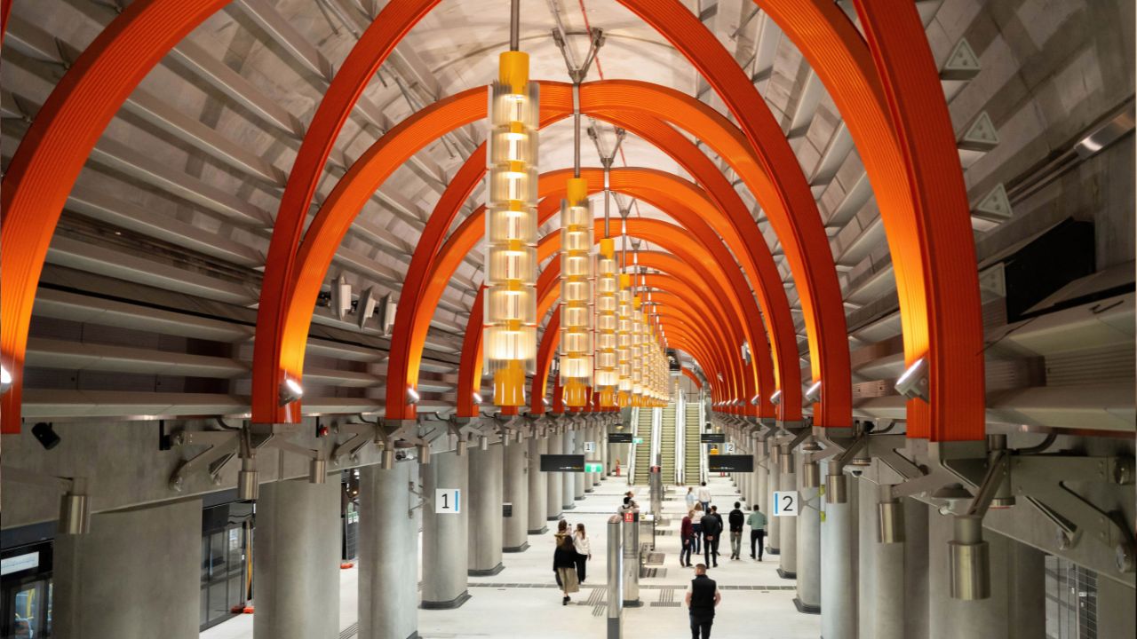 Town Hall Station inside
